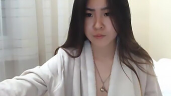 A Korean Girl'S Intense Orgasm Captured On Camera